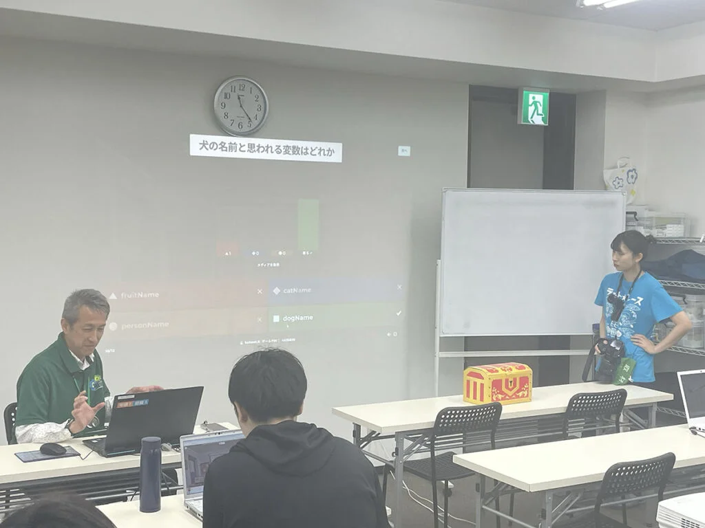 西宮つーしんさんがハック西宮北口校を取材中!